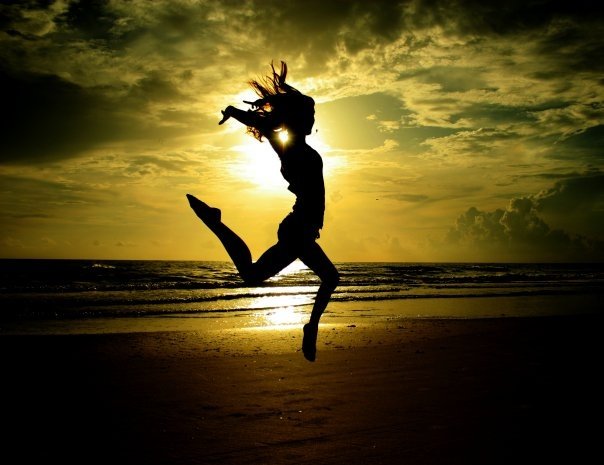 528195_10152743080780434_830831131_n